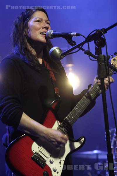 THE BREEDERS - 2008-04-18 - PARIS - La Cigale - Kim Deal